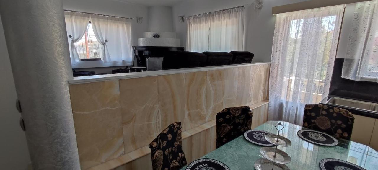 Ixian House Apartment Zewnętrze zdjęcie